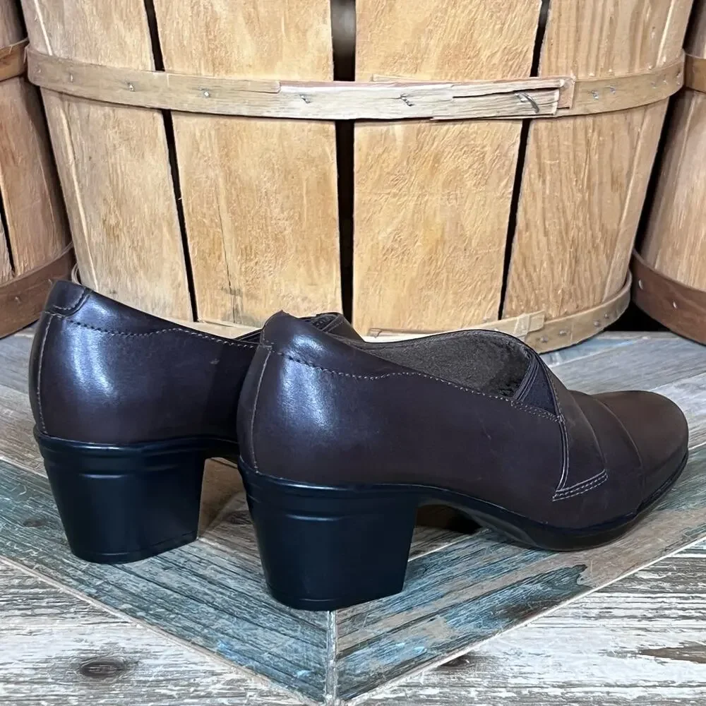 Clarks Emslie Warbler Dark Brown Leather Heeled Loafers Pumps Womens Size 5.5